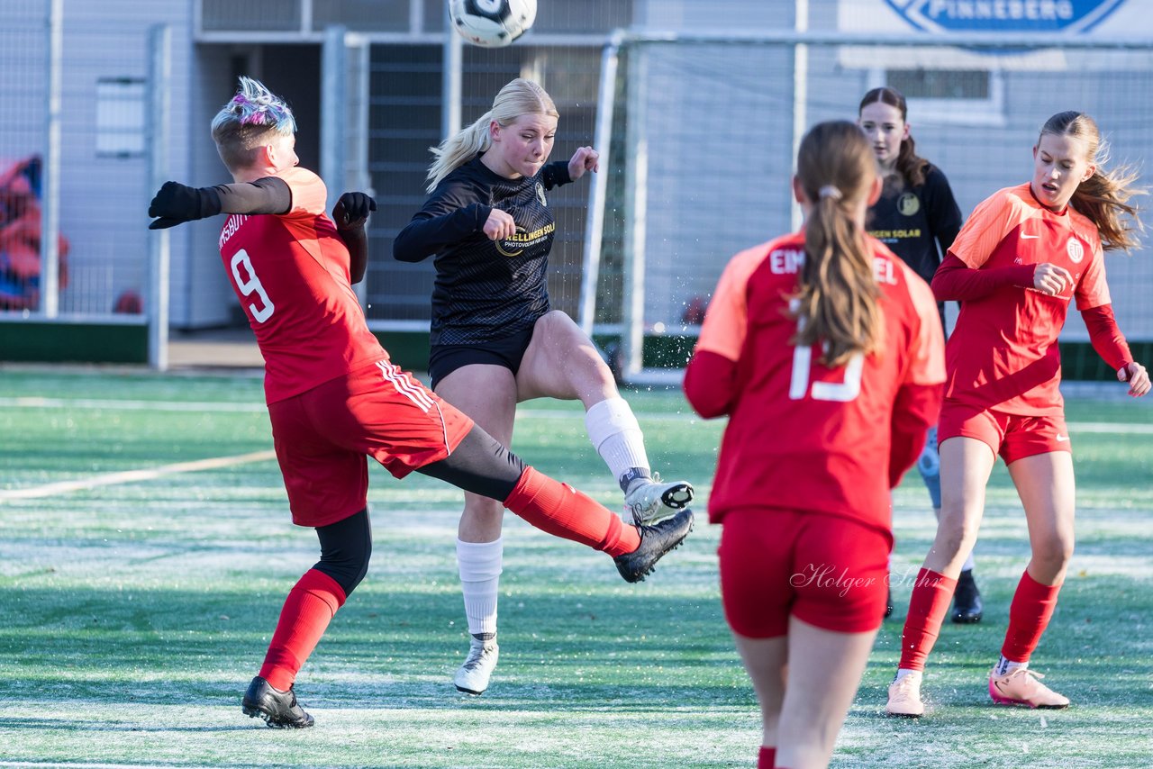 Bild 244 - wBJ VfL Pinneberg2 - Eimsbuttler TV 3 : Ergebnis: 5:0